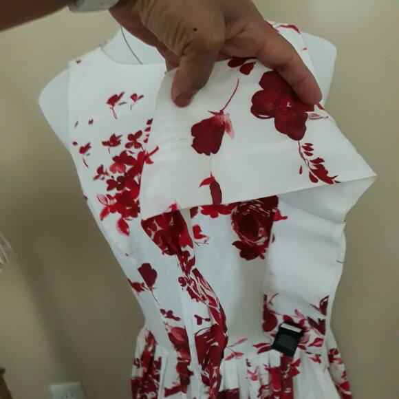 RED AND WHITE FLORAL DRESS / SIZE 6 / MARCA MODA INTERNATIONAL - Picture 7 of 9